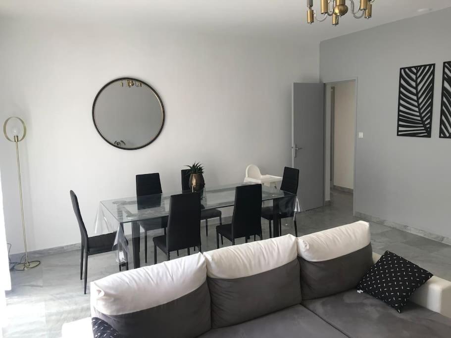 Haut De Maison Entierement Renove Avec Garage Carnoux-en-Provence Exteriör bild